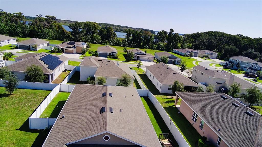 For Sale: $359,900 (4 beds, 2 baths, 1928 Square Feet)