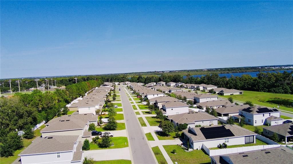 For Sale: $359,900 (4 beds, 2 baths, 1928 Square Feet)