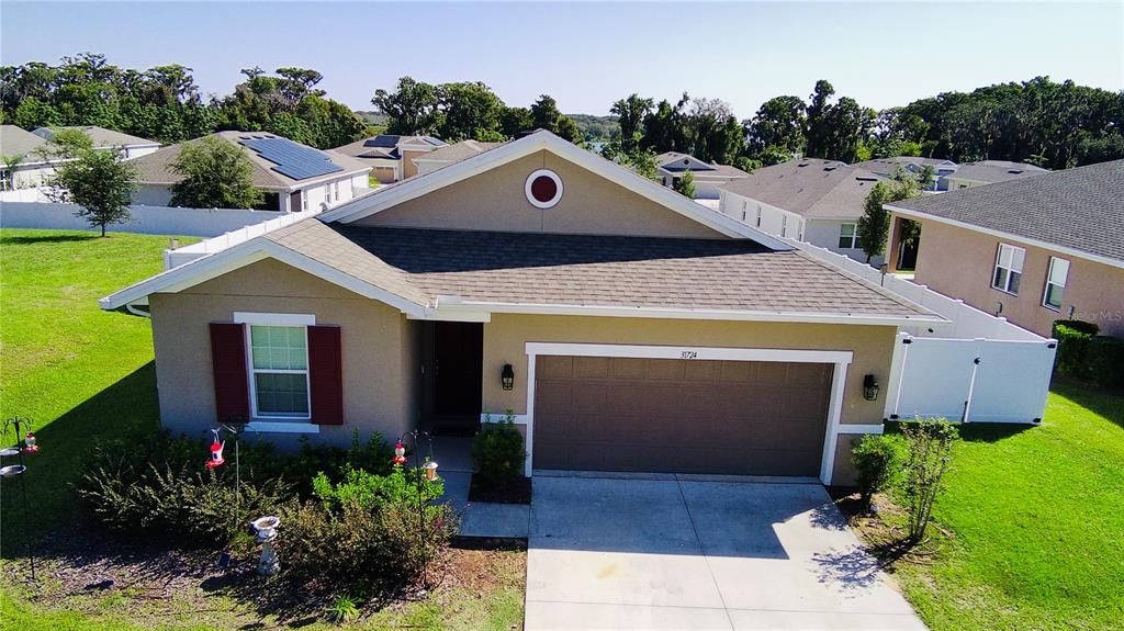 For Sale: $359,900 (4 beds, 2 baths, 1928 Square Feet)