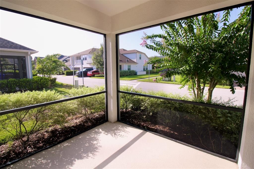 Active With Contract: $2,350 (3 beds, 2 baths, 1690 Square Feet)