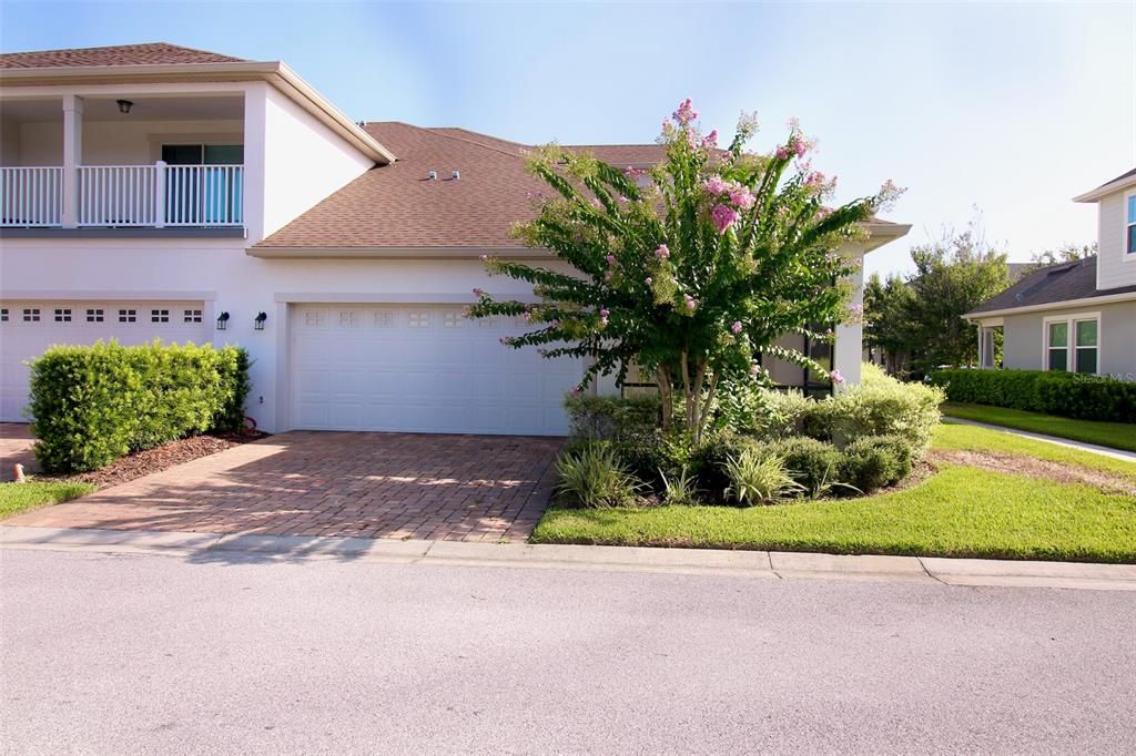 Active With Contract: $2,350 (3 beds, 2 baths, 1690 Square Feet)