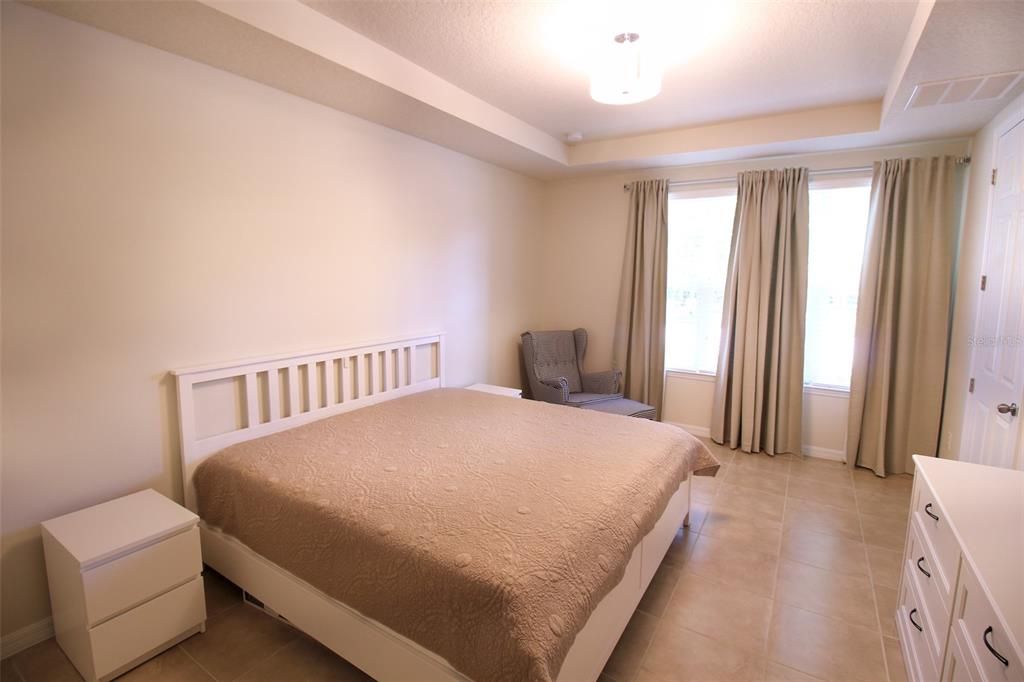 Active With Contract: $2,350 (3 beds, 2 baths, 1690 Square Feet)