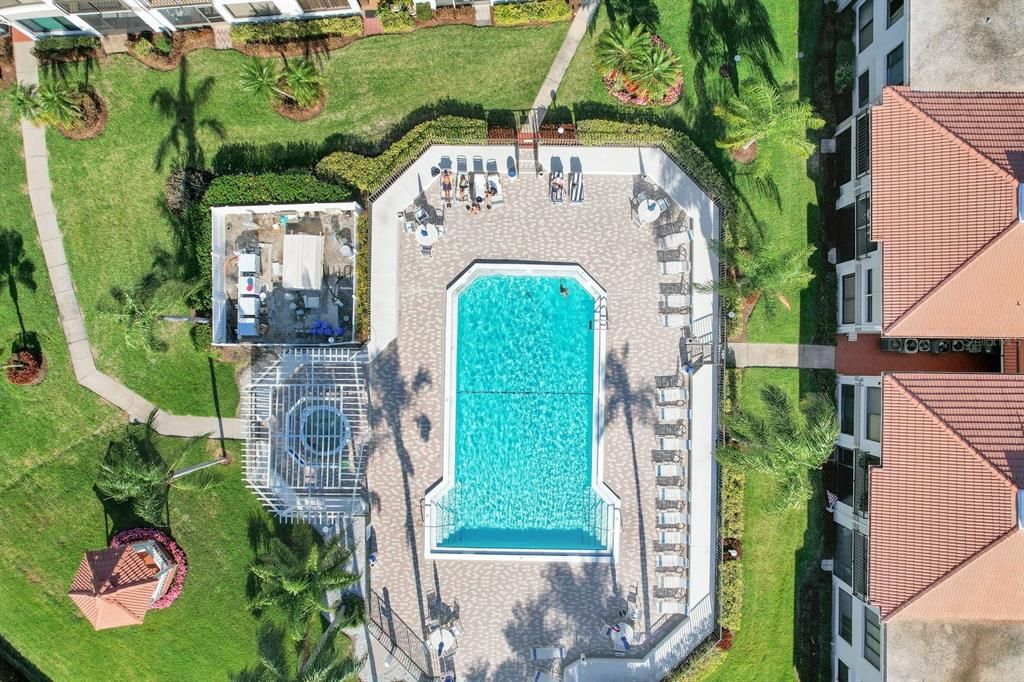 For Rent: $2,200 (1 beds, 1 baths, 780 Square Feet)