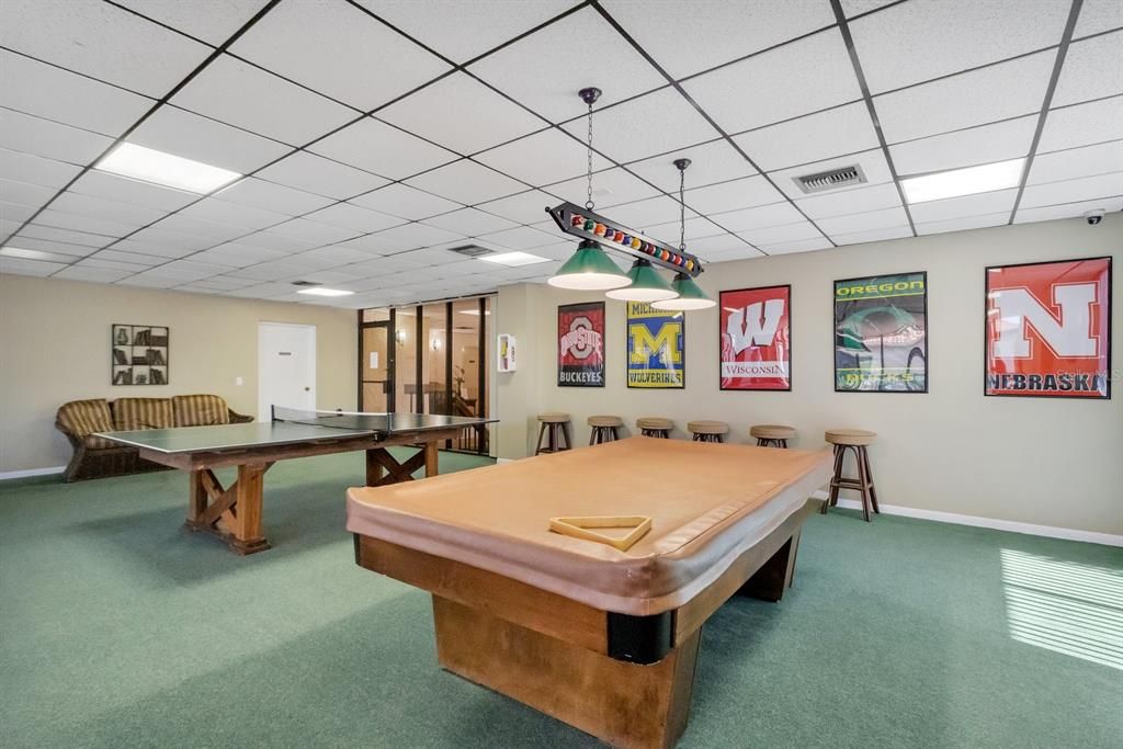 For Rent: $2,200 (1 beds, 1 baths, 780 Square Feet)