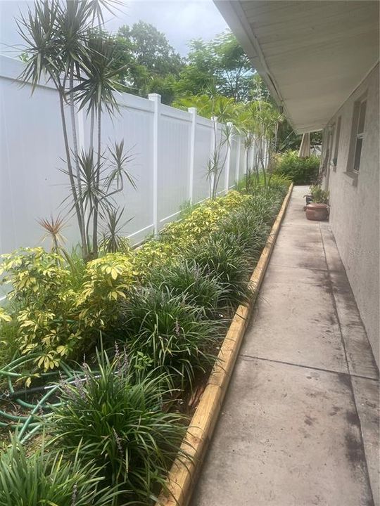 待售: $657,000 (4 贝兹, 0 浴室, 2045 平方英尺)