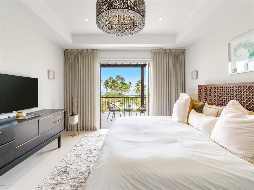 В аренду: $13,000 (1 спален, 2 ванн, 1281 Квадратных фут)