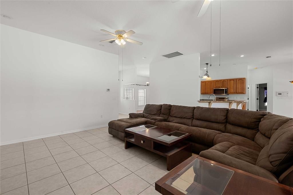 For Sale: $899,900 (4 beds, 3 baths, 2691 Square Feet)