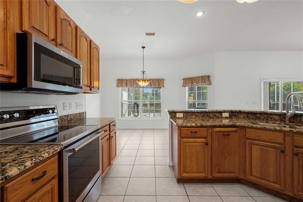 For Sale: $899,900 (4 beds, 3 baths, 2691 Square Feet)