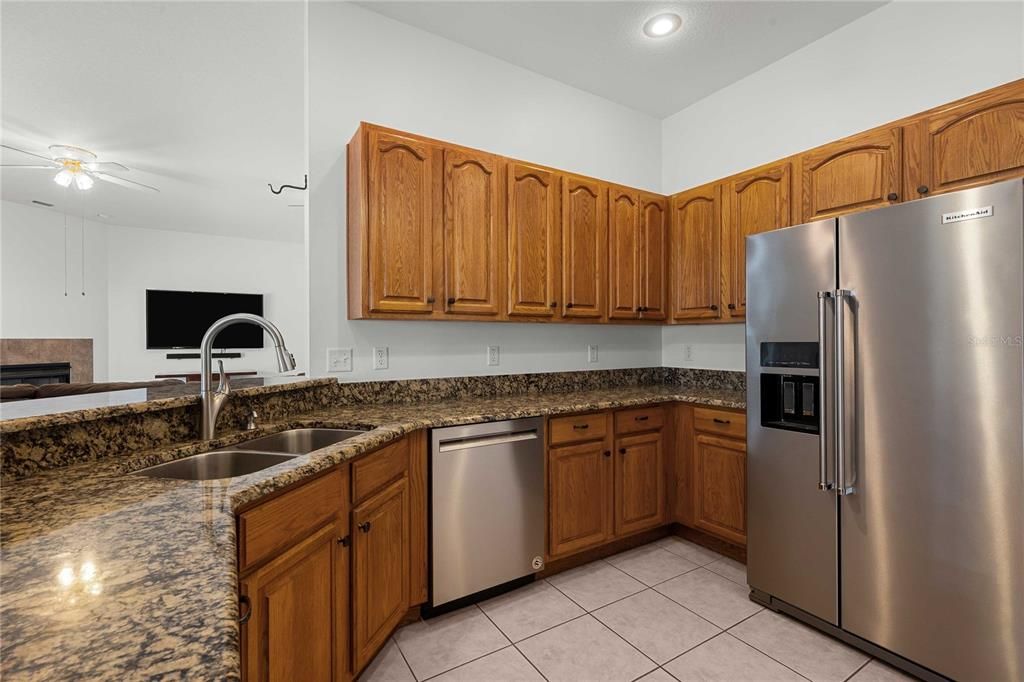 For Sale: $899,900 (4 beds, 3 baths, 2691 Square Feet)