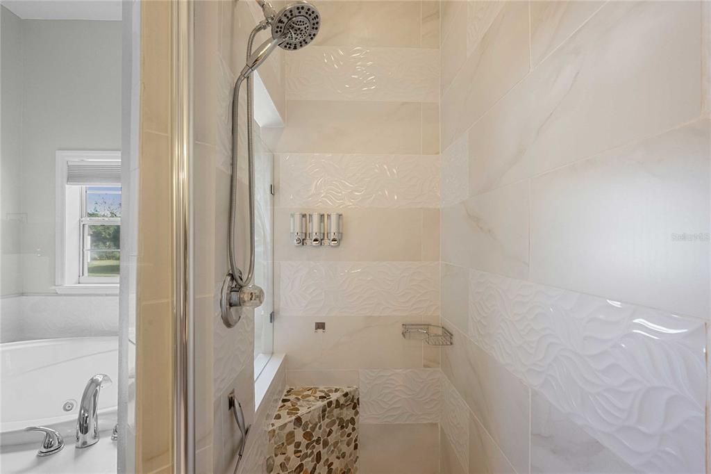 For Sale: $899,900 (4 beds, 3 baths, 2691 Square Feet)