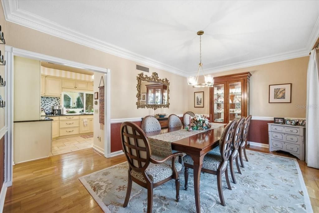 待售: $1,350,000 (4 贝兹, 3 浴室, 3429 平方英尺)