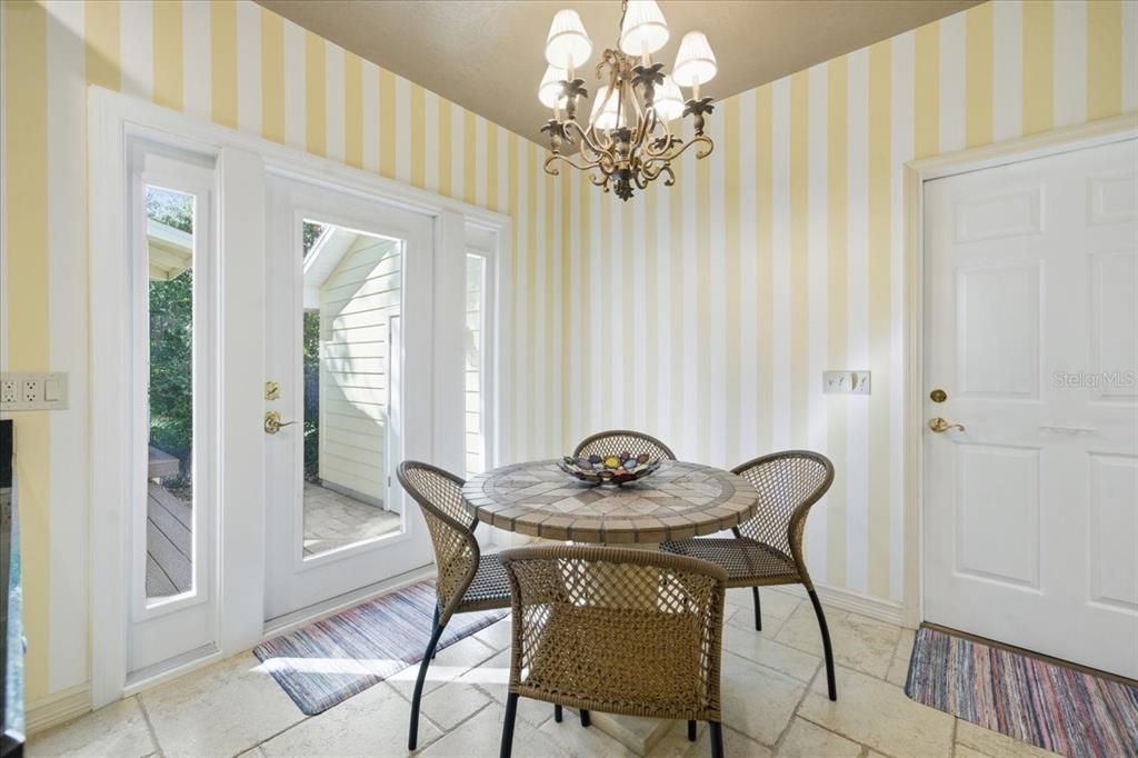 待售: $1,350,000 (4 贝兹, 3 浴室, 3429 平方英尺)