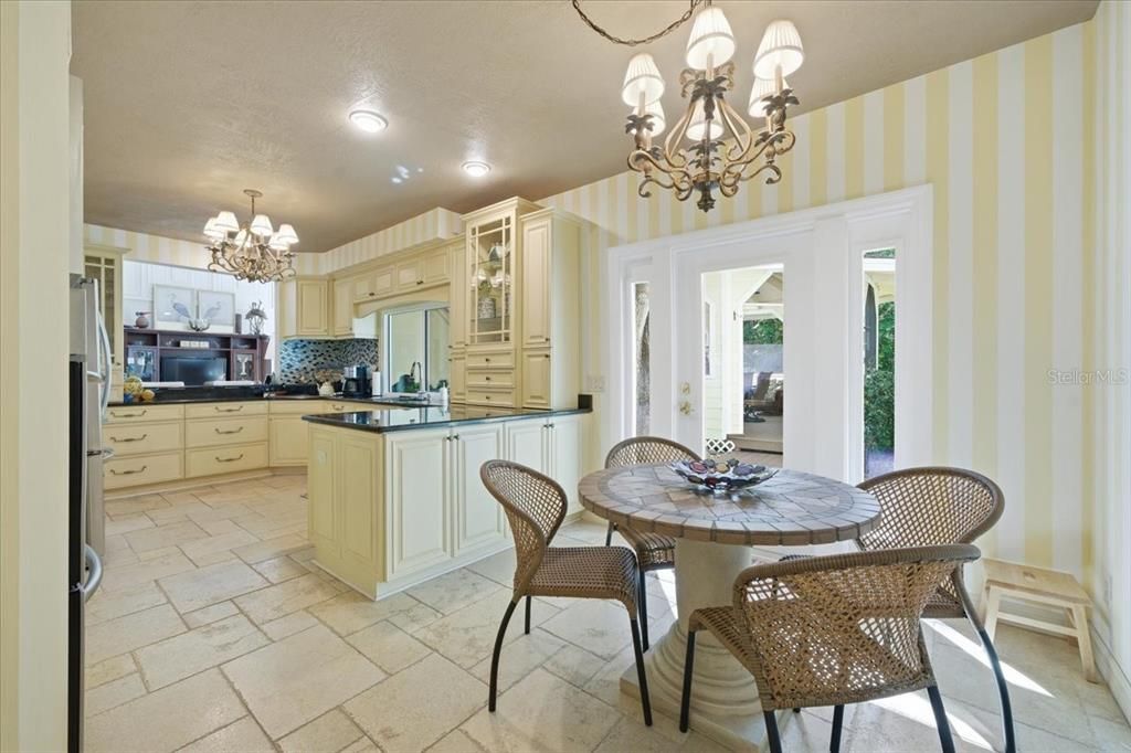 待售: $1,350,000 (4 贝兹, 3 浴室, 3429 平方英尺)