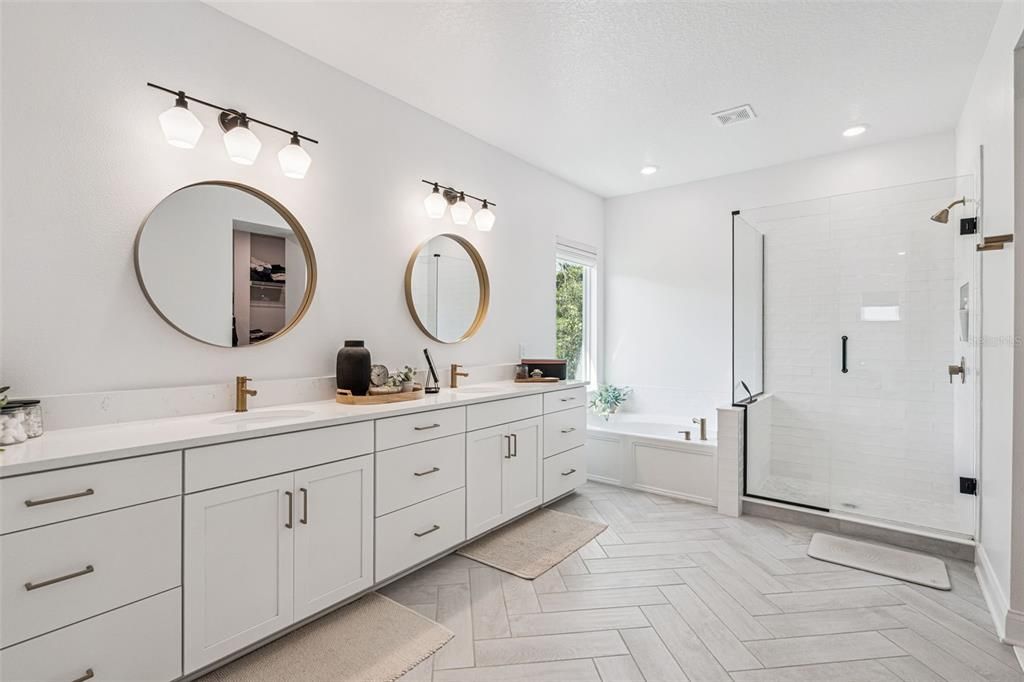 For Sale: $709,000 (3 beds, 2 baths, 2503 Square Feet)