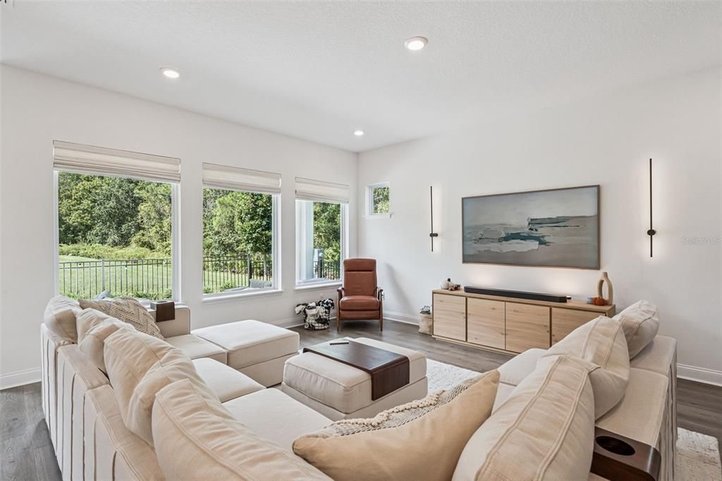 For Sale: $709,000 (3 beds, 2 baths, 2503 Square Feet)