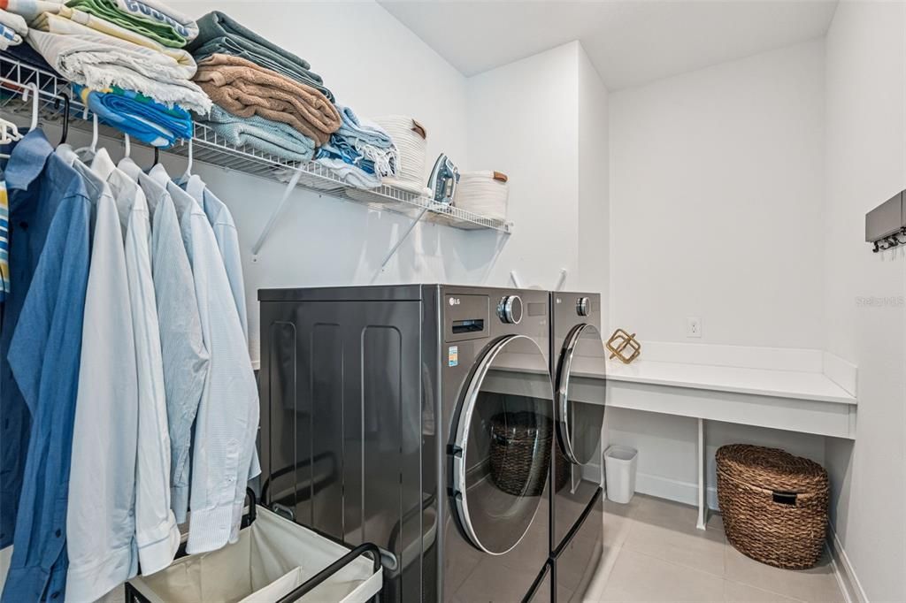 For Sale: $709,000 (3 beds, 2 baths, 2503 Square Feet)