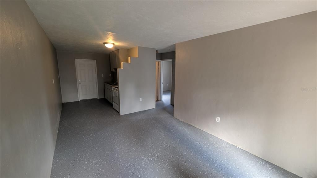 For Rent: $1,195 (2 beds, 1 baths, 624 Square Feet)