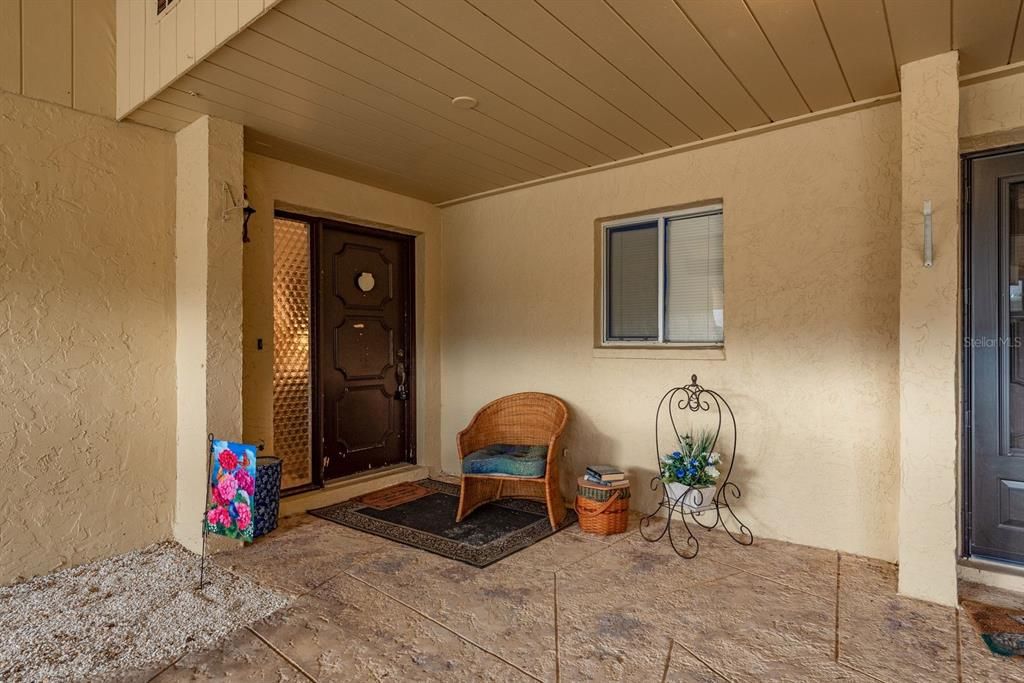 For Sale: $150,000 (2 beds, 2 baths, 1105 Square Feet)