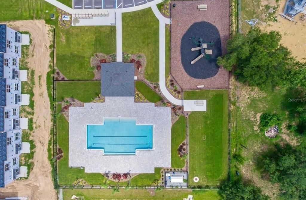 For Sale: $258,000 (3 beds, 2 baths, 1404 Square Feet)