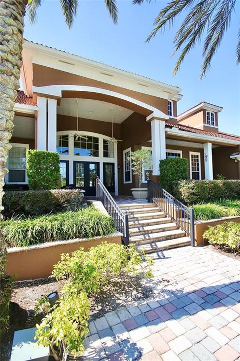 For Rent: $1,400 (1 beds, 1 baths, 833 Square Feet)