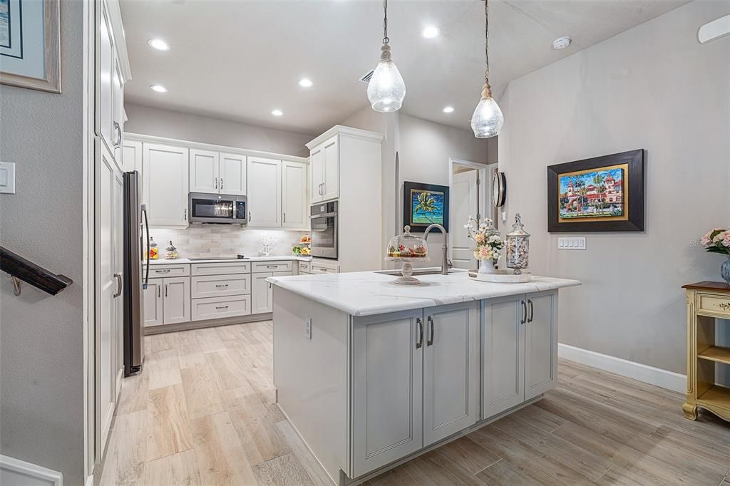 На продажу: $519,500 (3 спален, 3 ванн, 2078 Квадратных фут)