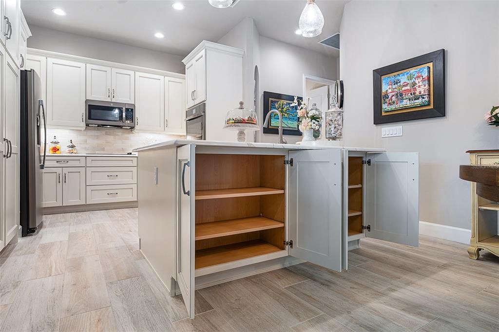 На продажу: $519,500 (3 спален, 3 ванн, 2078 Квадратных фут)