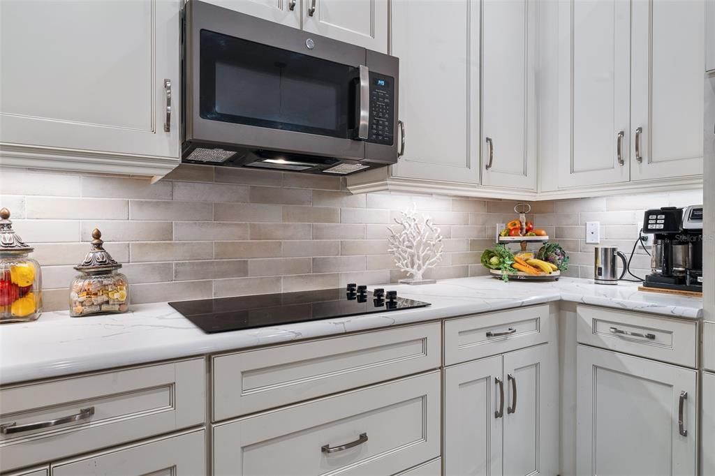 На продажу: $519,500 (3 спален, 3 ванн, 2078 Квадратных фут)