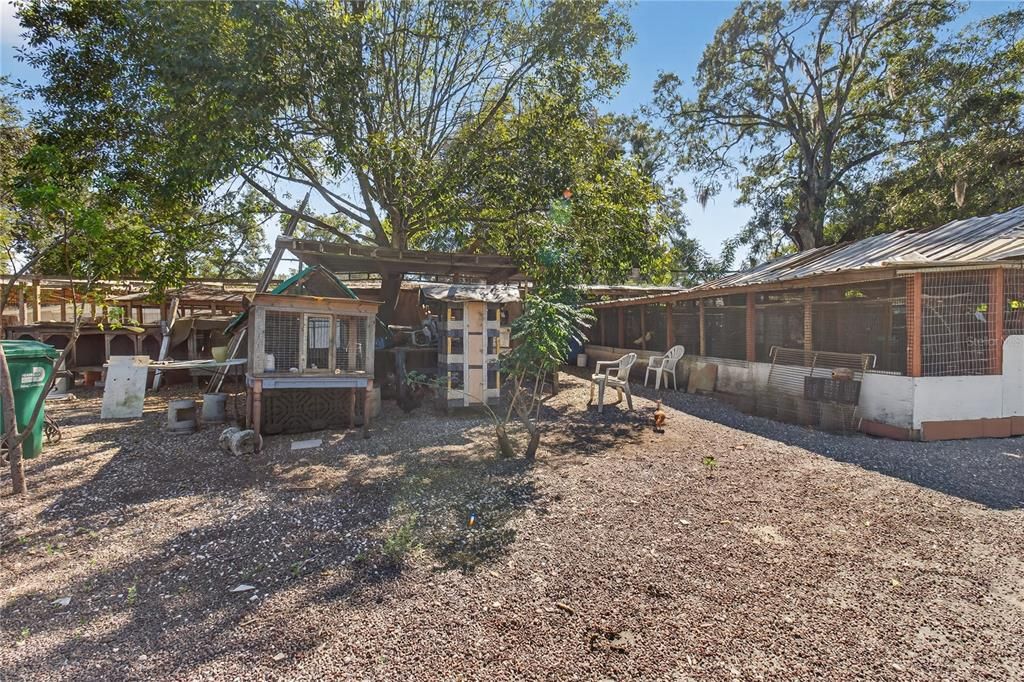 For Sale: $398,900 (0.92 acres)