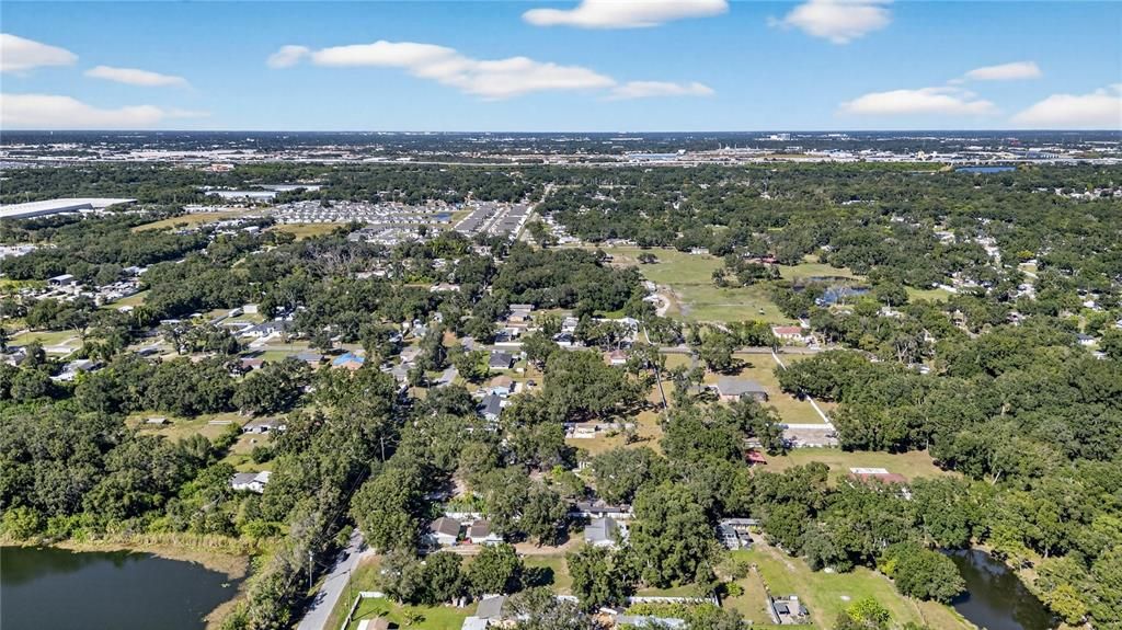 For Sale: $398,900 (0.92 acres)