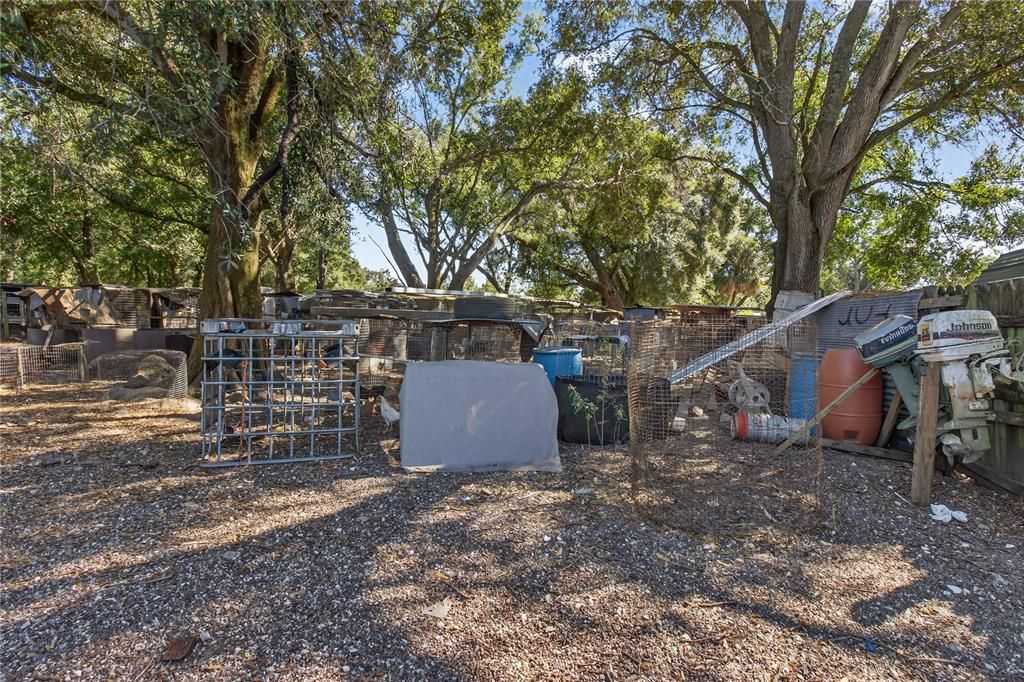 For Sale: $398,900 (0.92 acres)