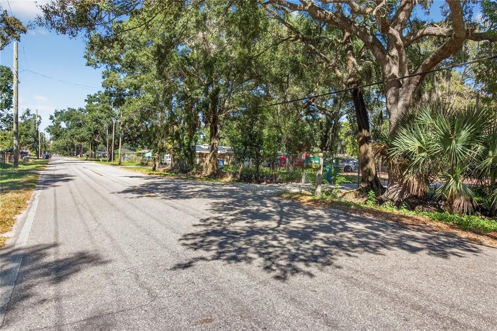 For Sale: $398,900 (0.92 acres)