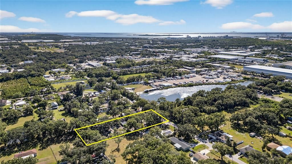 For Sale: $398,900 (0.92 acres)