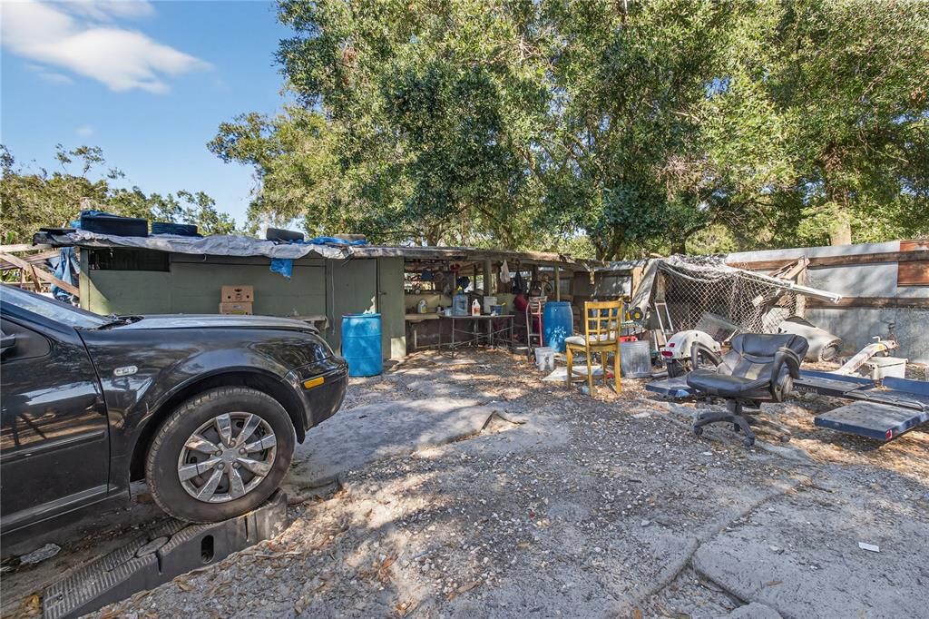 For Sale: $398,900 (0.92 acres)