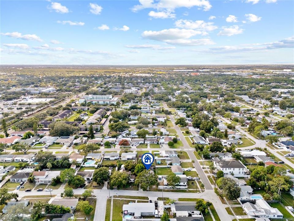 Active With Contract: $299,000 (2 beds, 2 baths, 1920 Square Feet)