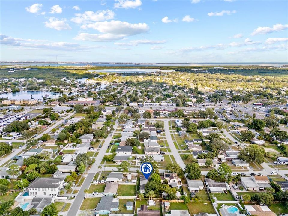 Active With Contract: $299,000 (2 beds, 2 baths, 1920 Square Feet)