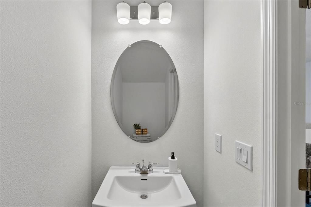 For Rent: $2,100 (3 beds, 2 baths, 1553 Square Feet)