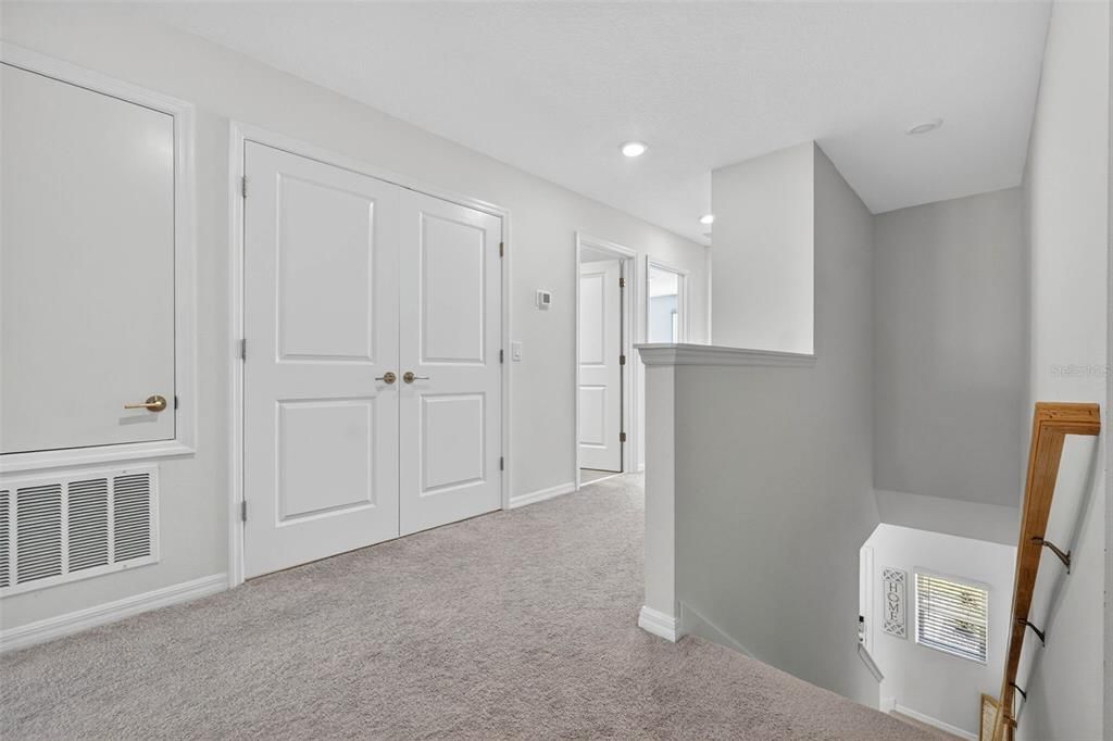 For Rent: $2,100 (3 beds, 2 baths, 1553 Square Feet)