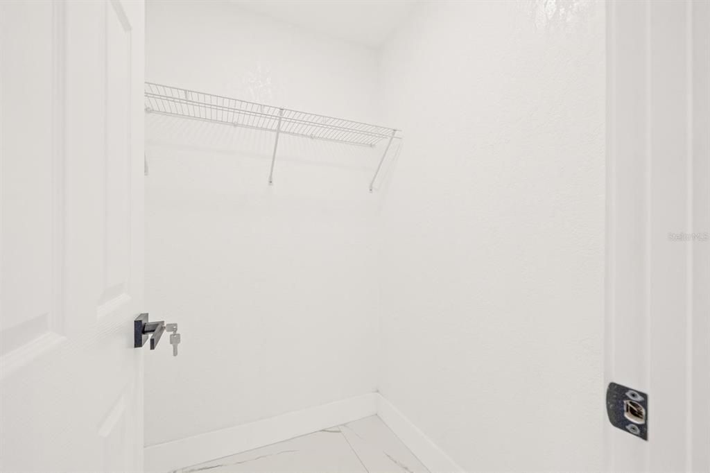 待售: $679,900 (4 贝兹, 3 浴室, 2287 平方英尺)