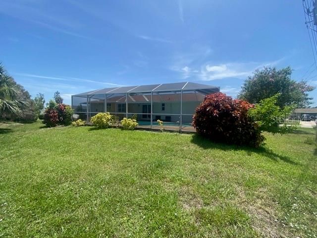 For Sale: $295,000 (3 beds, 2 baths, 1200 Square Feet)