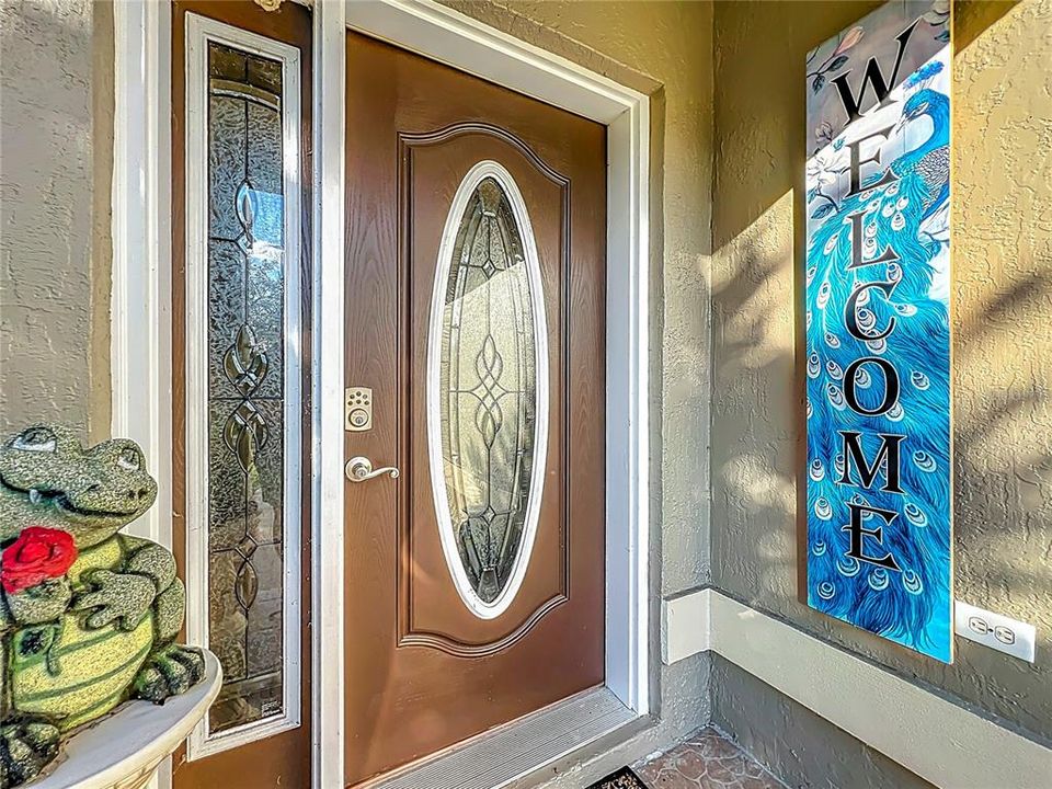 For Sale: $550,000 (3 beds, 2 baths, 2291 Square Feet)