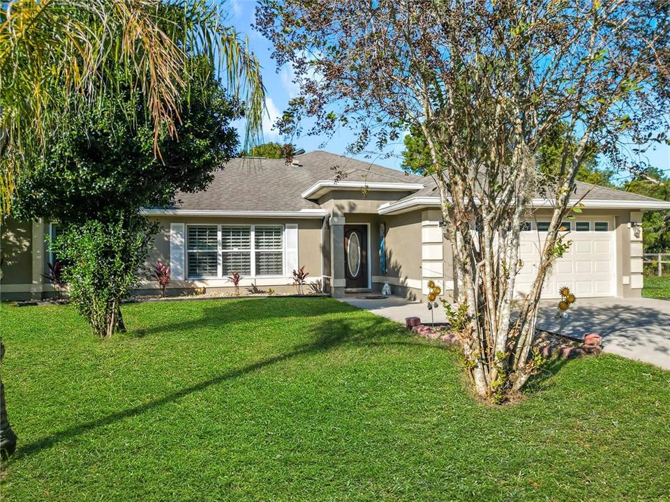 For Sale: $550,000 (3 beds, 2 baths, 2291 Square Feet)