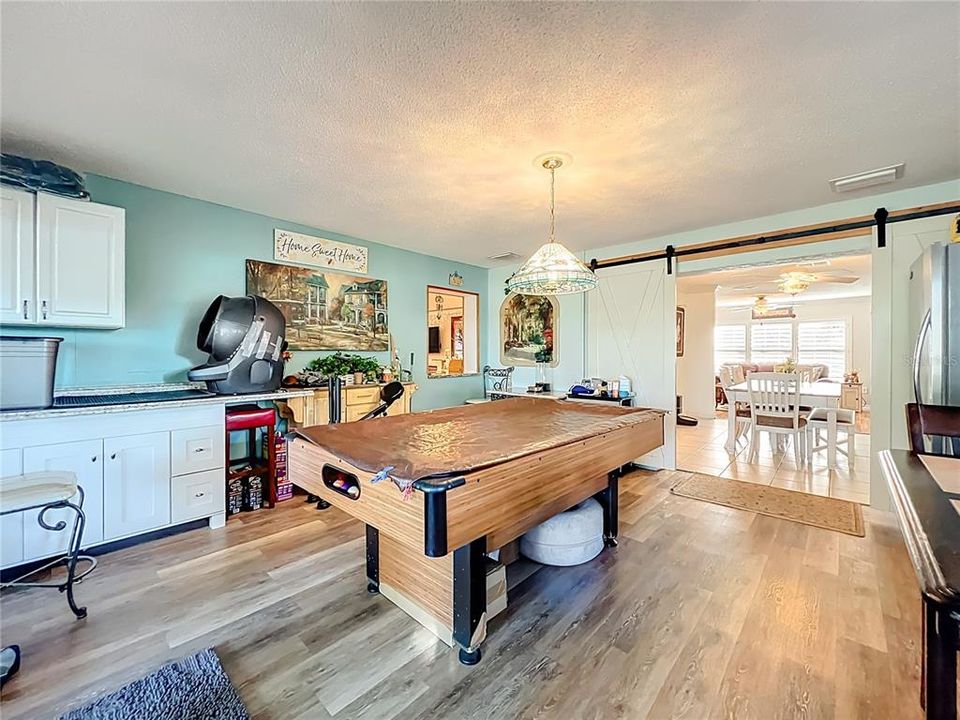 For Sale: $550,000 (3 beds, 2 baths, 2291 Square Feet)