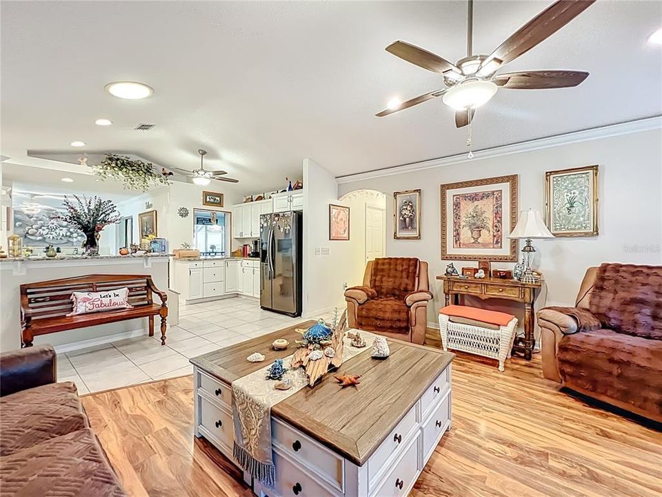 For Sale: $550,000 (3 beds, 2 baths, 2291 Square Feet)