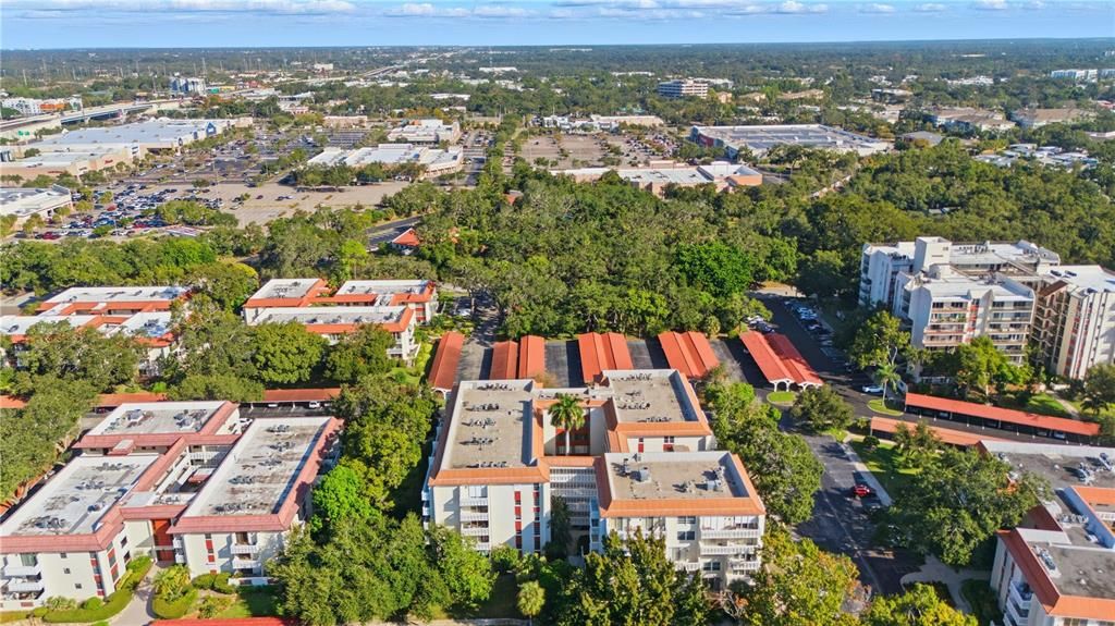 For Rent: $1,350 (1 beds, 1 baths, 775 Square Feet)