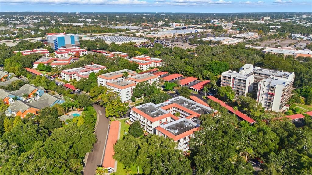 For Rent: $1,350 (1 beds, 1 baths, 775 Square Feet)