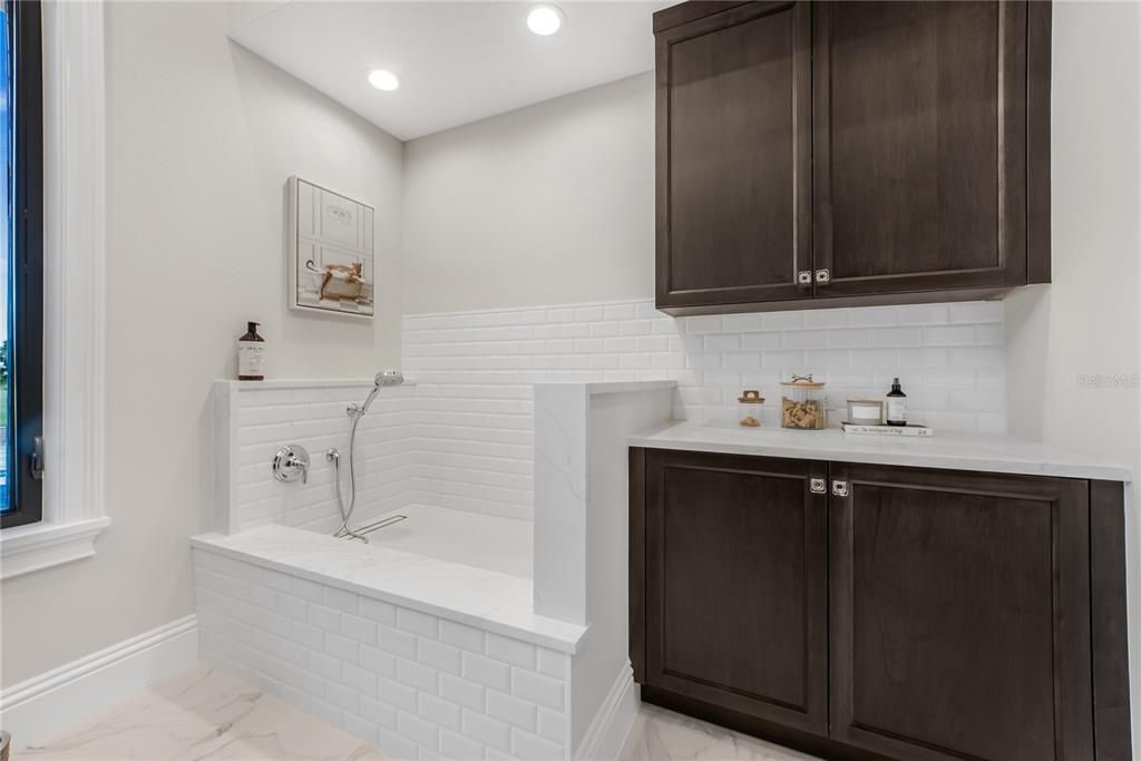 For Sale: $3,695,000 (4 beds, 4 baths, 4321 Square Feet)