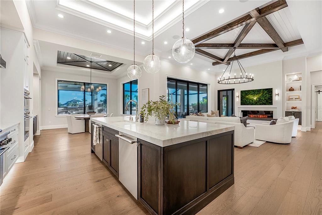 For Sale: $3,695,000 (4 beds, 4 baths, 4321 Square Feet)