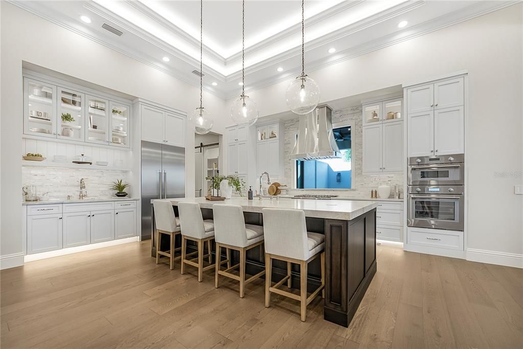 For Sale: $3,695,000 (4 beds, 4 baths, 4321 Square Feet)