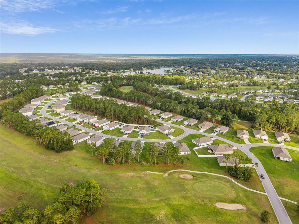 Под контрактом: $335,000 (4 спален, 2 ванн, 2326 Квадратных фут)