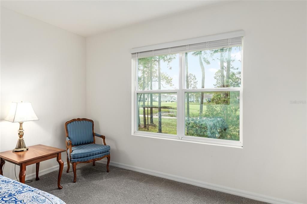 Под контрактом: $335,000 (4 спален, 2 ванн, 2326 Квадратных фут)